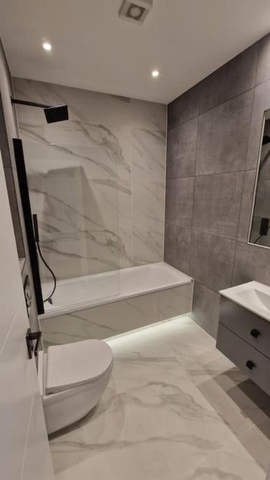 Dream Apartment Finchley 4 Min Walk To The Train Hendon Extérieur photo